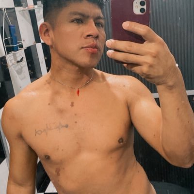 EliMarq71269071's profile picture. tranquilo, parceiro e disponível para conhecer o mundo