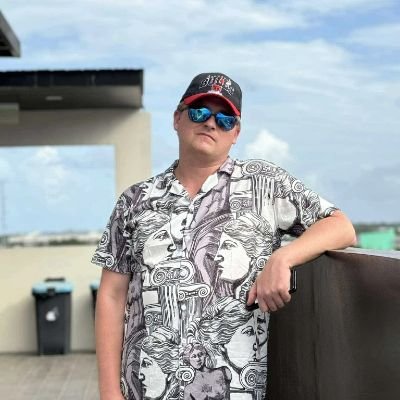 jessiemosley777's profile picture. Travelling the world, one country at a time | helping others grow a social media presence