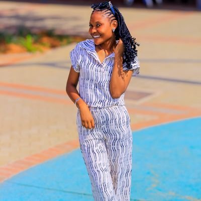 -sassy, classy with a touch of badassy💟
-positivity 💌
