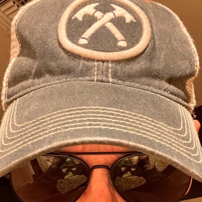 DaveHinArizona's profile picture. American patriot, follower of our Lord Jesus Christ, conservative, history lover, hiker of high mountains