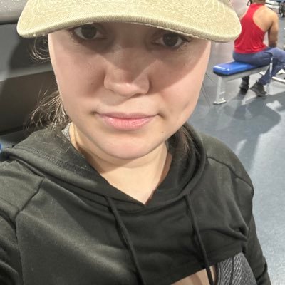 RoseSkylar66088's profile picture. 27 book lover and your newest witchy addiction. Tribute -25$