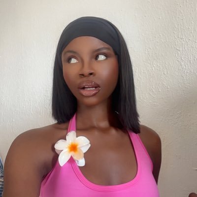 Always put God first ❤️| check out sourcedbydayo_ | wicked Yoruba witch of the west 🧙🏿♀️l FEMINIST l MODEL