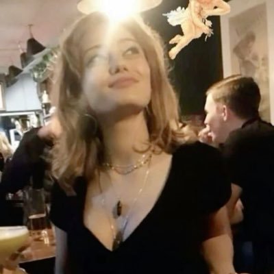 meowmoewmow's profile picture. she/her