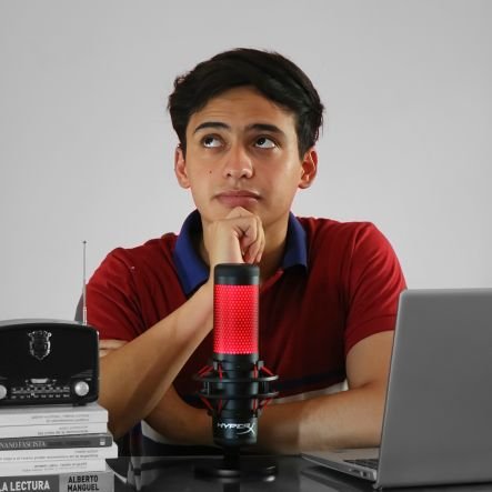 Casi periodista. A veces publico información. La mayoría de las veces, opinión.