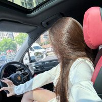 Isabella (@isabella111e) 's Twitter Profile
