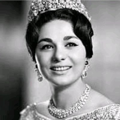 فقط یک هدف و یک شعار دارم تو مسیرم
هدف =بازگشت پادشاهی پهلوی
شعار= جاوید شاه
اکنت قبلی رو از دست دادم ولی کوتاه نمیام تا اخرین نفس