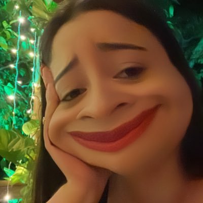 lladiiv's profile picture. Reinando em 280 caracteres. 💻👑