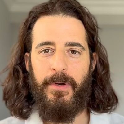 Hi ,I'm Tony William and I'm from Elon Musk management. If I reached out to you, that means you're a lucky fan and you stand a chance to meet Elon musk ❤️🚀
