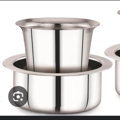 SDPhirse's profile picture. gadhon aur underage tv fans se saavdhan rehna aavashyak hai