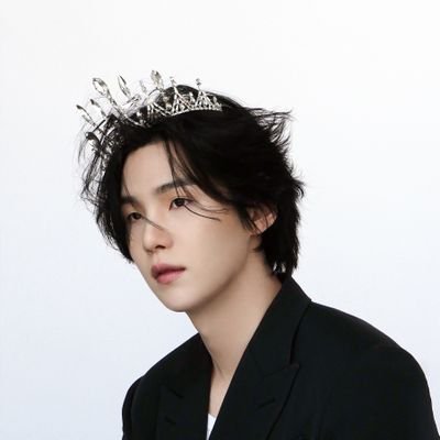gipxs's profile picture. 🔥If we live fast, let us die young 🔥
@BTS_twt 💜 아포방포 11 💜 
Te quiero mucho Min Yoongi.