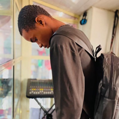 🔸MUSICIAN/RAPPER🎤
🔸AM A NOBLE👑
🔸NOBLE BOY👑(NOBLE RAPPER)
🔸ME:@_iamberryd
🔸WITHOUT GOD AM NOTHING