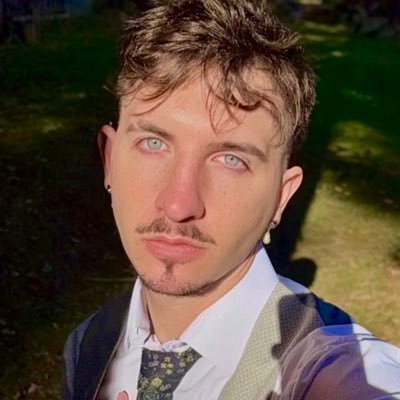 constabilesam's profile picture. |pkmn-tcg/art/games|Nhl/Nfl|fortnite|anime|movies|