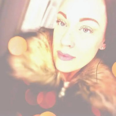 JanelleSla1066's profile picture. 