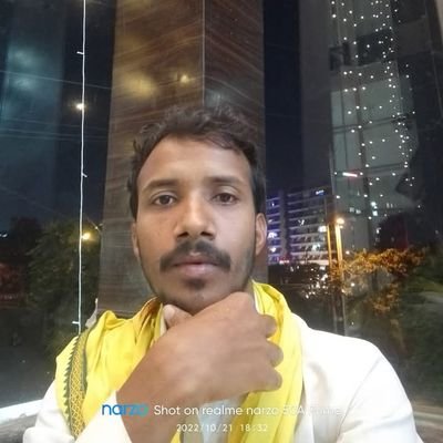 चलता रहूँगा पथ पर,
चलने में माहिर बन जाऊँगा,
या तो मंजिल मिल जायेगी या
अच्छा मुसाफ़िर बन जाऊँगा…
