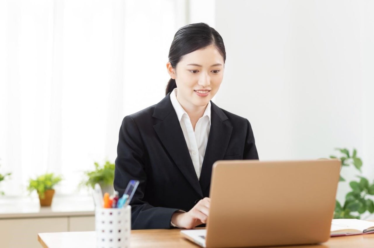 現在、アルバイトの募集をしています。勤務時間に制限はありません。日給5,000円~50,000円!在宅勤務で、給与は日払いです。
問い合わせ担当者LINE追加:【https://t.co/i6Ev02dXn7】