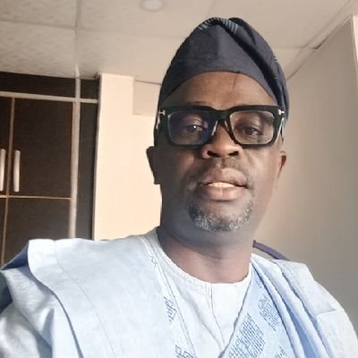 Dr Babatunde is a Field Epidemiologist, public and political analyst.