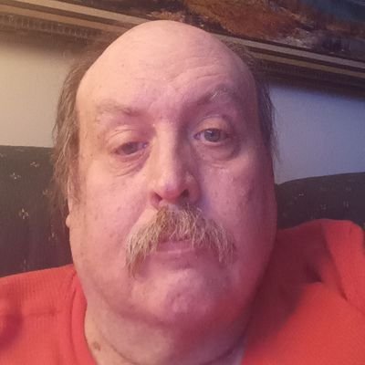 MAGA member in good standing
Former computer programmer
Economic refugee
Currently unemployed
not looking for a relationship