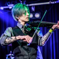 yoshi 🎤🎻 (@yoshivoxvn) Twitter profile photo