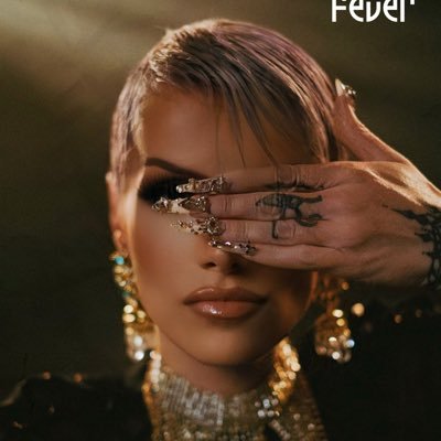 aanukioff's profile picture. m’y name is aanuki 👽