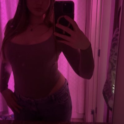 goddessdaysie's profile picture. 21 || findom financial dominatrix 🤍|| cashapp: $goddessdaysie || $20 before dming || https://t.co/hACnTpiWGr