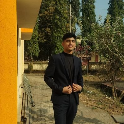 __besaimore__'s profile picture. Hi.