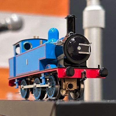 I’m Mollias(Molly). きかんしゃトーマス(RWS/TTTE)。工作、動画編集、アニメ鑑賞等あちこち。工作垢→@morissubworks