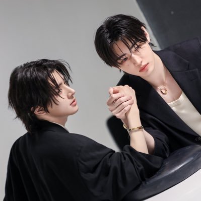 ソンジェク大好きな30↑の大人ENGENE🎀 最初で最後の推し💖墓グルはenhypenに決まり✌️MANIFESTO11/10城ホ.FATE9/3京セラVIP.FATE+6/26広島VIP.WTL1/26京セラVIP🤍とにかくイケメン見るのが大好物🤤&TEAM.ゼベワン.TWSもよく見てます♡
