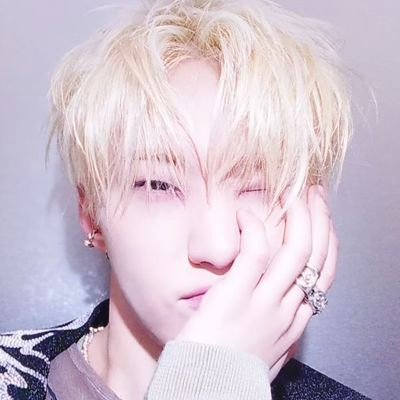 nuest (🦊) - seventeen (🍕🐯) - tws (🐺) - day6 (🦊) - jeff satur (🪐) - dice (🦁🦕🧀)