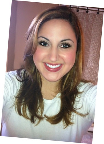 __Deb7__'s profile picture. Striving to be the change I want to see in the world :) A runner, mom & teacher. A lover of surprises, & an undying giver.