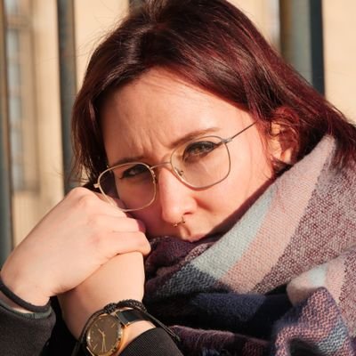 Community Manager free in Paris🙄🙃
Ancienne CM e-sport
Singer searching beatmaker for projects 🎤🎵