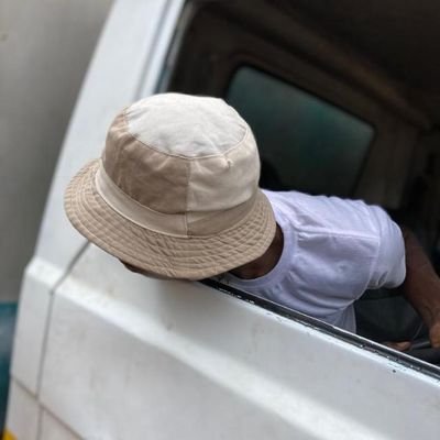 zw_lawrence's profile picture. Gotta come up with a brand new solution