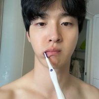 َ (@lisur) 's Twitter Profile