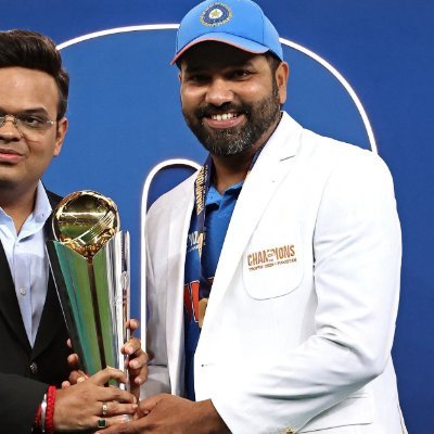 Supporter of ICT and Rohit Sharma fan @imro45.
Video Editor💻♥️🔥.
