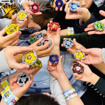 ポケカ収集してます! 情報交換したいです! 今は何よりもベイブレード!!色々教えて頂けたら嬉しいです!