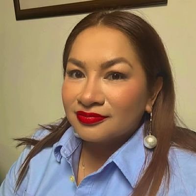 Diputada centroamericana del PARLACEN | representó El Salvador | Comprometida con la unión en la región | Presidente comisión EDUCTEC