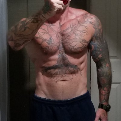 Family first all the rest will work itself out. I ❤ family,old school physique bodybuilding, animals, and kindness. My family has 10 amazing rescue dogs. 44 yo