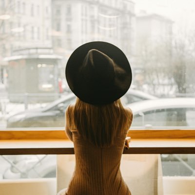 yeoni_think's profile picture. 나의 결에 맞는 삶,나의 주파수에 맞춘 인생, 더 값진 마음의 여유를 만들어 갑니다