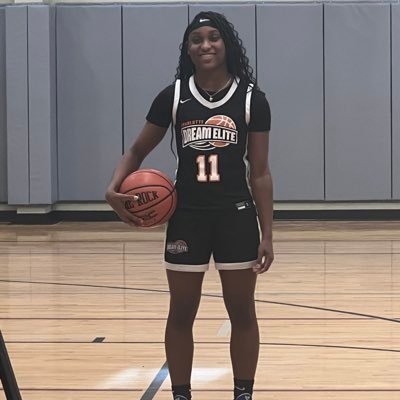 Philippians 4:13, 👩🎓 Class of 2030 👩🏫 SG , PF, Scholar Athlete 4.0 GPA Hickory Ridge Middle Charlotte Dream Elite 2030 AAU NC