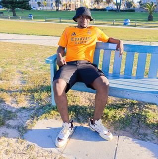 imsimzissah's profile picture. 