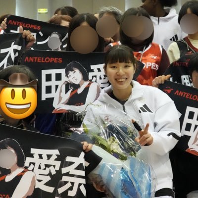 A2Pskv's profile picture. Wリーグ🏀⛹️‍♀️3年生のオッサン。バスケに関しては素人で遠征も旅行気分で楽しんでます🤗MANA✨JUNE✨💄✨🚗✨🐰✨