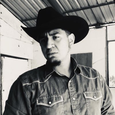 ChristBreaker's profile picture. Random goth dude that enjoys making music, playing games and watching vtubers. I speak English, Spanish and Japanese. 
I also work with the DEA. PhD in Neuropsy