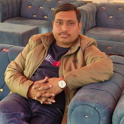 भ्रष्ट व्यवस्था ने पत्रकार बना दिया