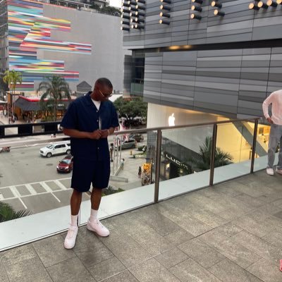 1blackboyq's profile picture. Enigma E1C Foreign Exchange Space Academy 🚀