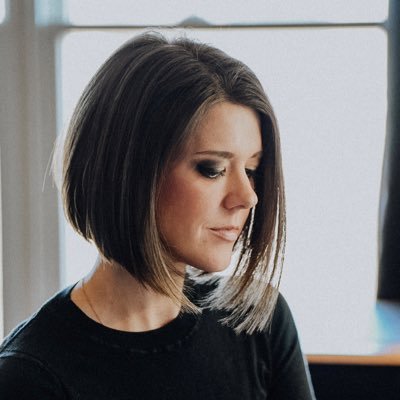 Kelly Sikkema Profile