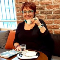 Buket Uzuner (@buketuzuner) Twitter profile photo