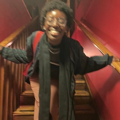 kaylaroberson_'s profile picture. texas ex | ? | she/they | Ⓥ🌱