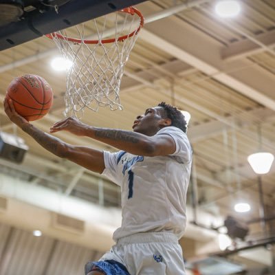 jlandisuno's profile picture. 6’4 PG #JucoProduct