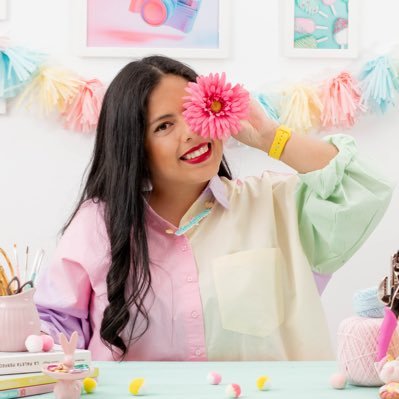 Tartas originales, galletas decoradas y muñecos modelados, en pasta de azúcar como en porcelana fría. https://t.co/TCaa5cmxJB