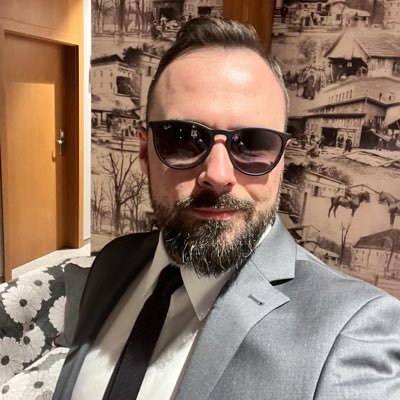 bartosz_ozi's profile picture. 