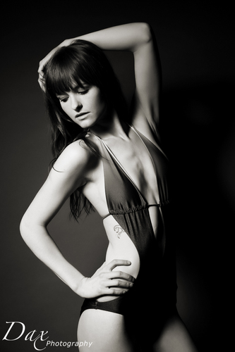 Nichollette8's profile picture. 